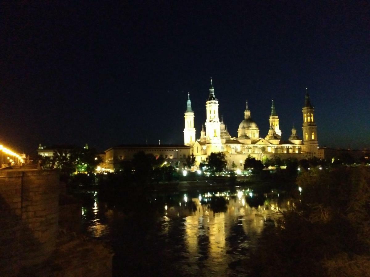 Acojedor Piso A Metros Del Pilar Y Plaza Espana Zaragoza Exterior foto